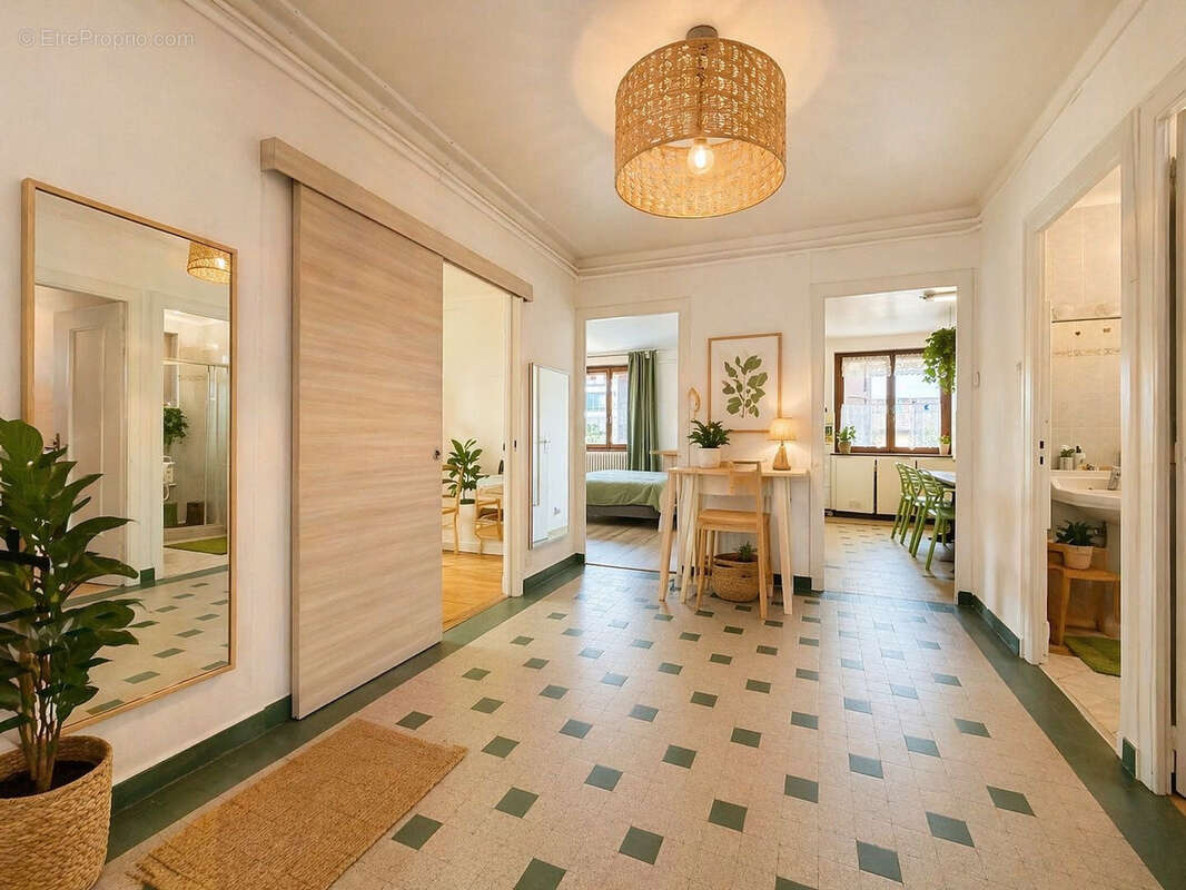 Appartement à VILLE-LA-GRAND