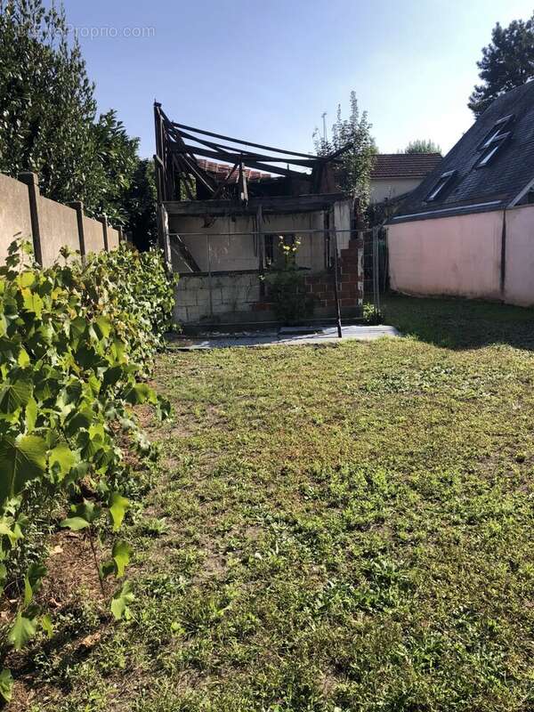 Terrain à MAISONS-LAFFITTE
