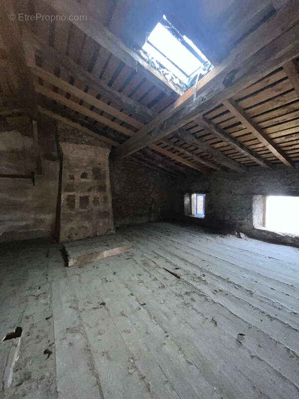 Appartement à LE MAS-D'AZIL