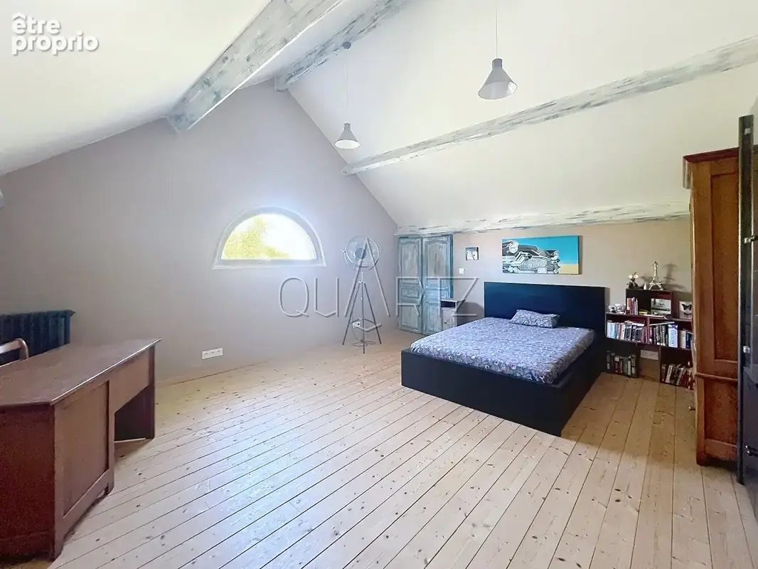 Propriété composée de deux maisons et ses annexes - photo 11
