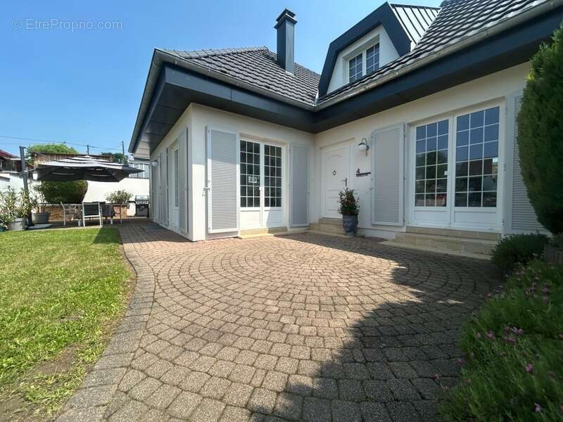 Maison à vendre 6 pièces STEINBRUNN LE BAS (68) - photo 2