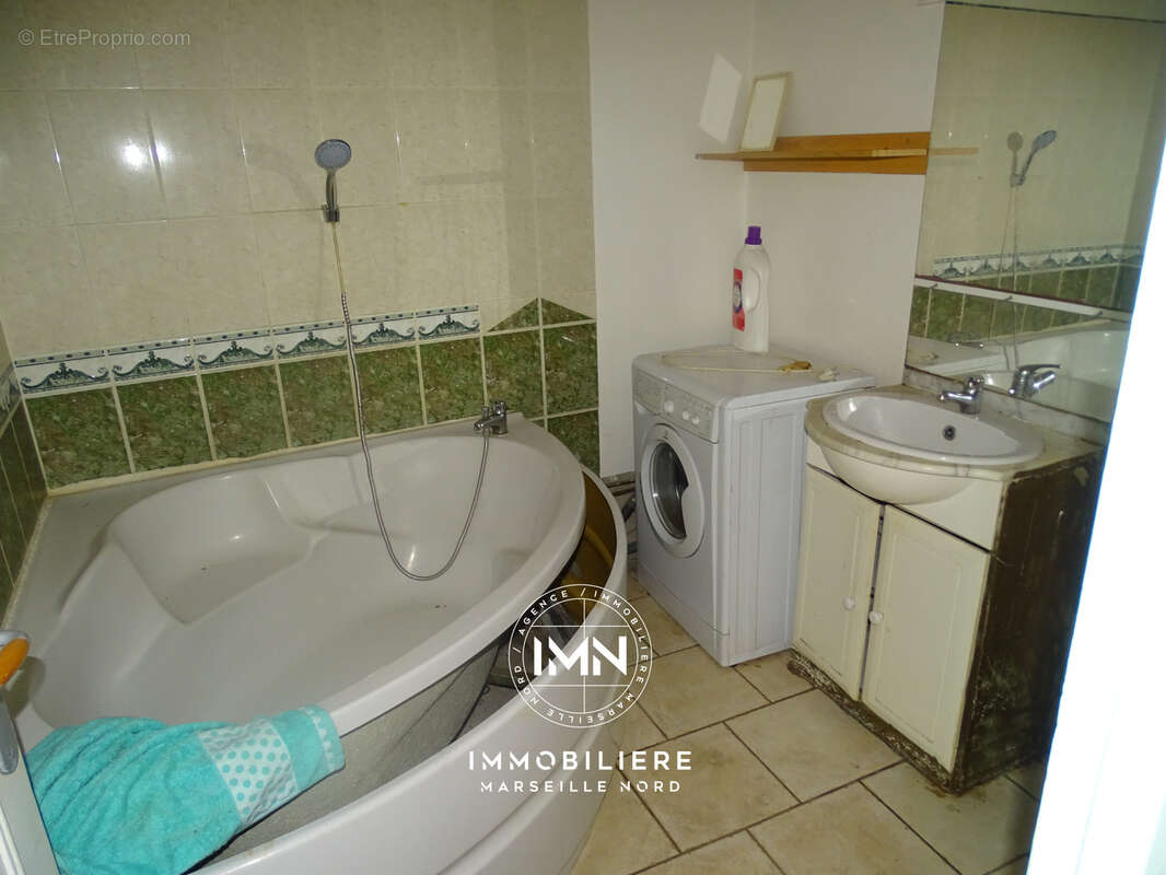 Appartement à MARSEILLE-15E