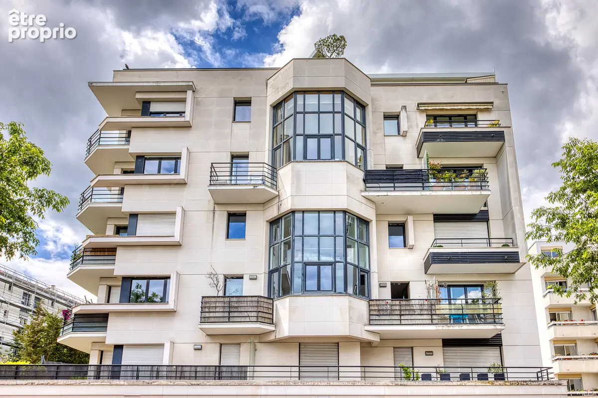 Suresnes /  Duplex 4 pièce(s)  - Plateau Ouest / Balcons - Parkings - Cave - photo 17