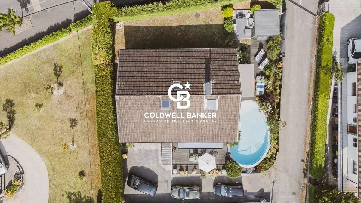 Maison à VETRAZ-MONTHOUX