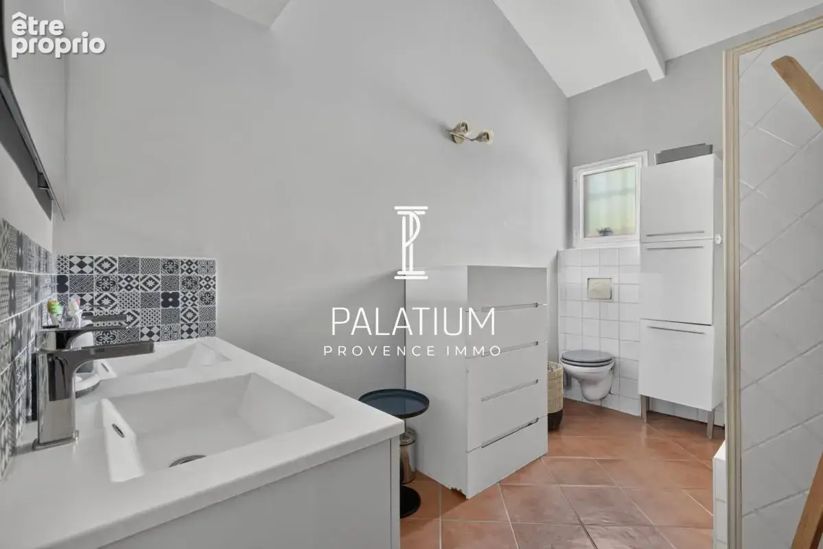 Propriété provençale de 209 m² – Environnement calme et verdoyant, Ventabren - photo 22