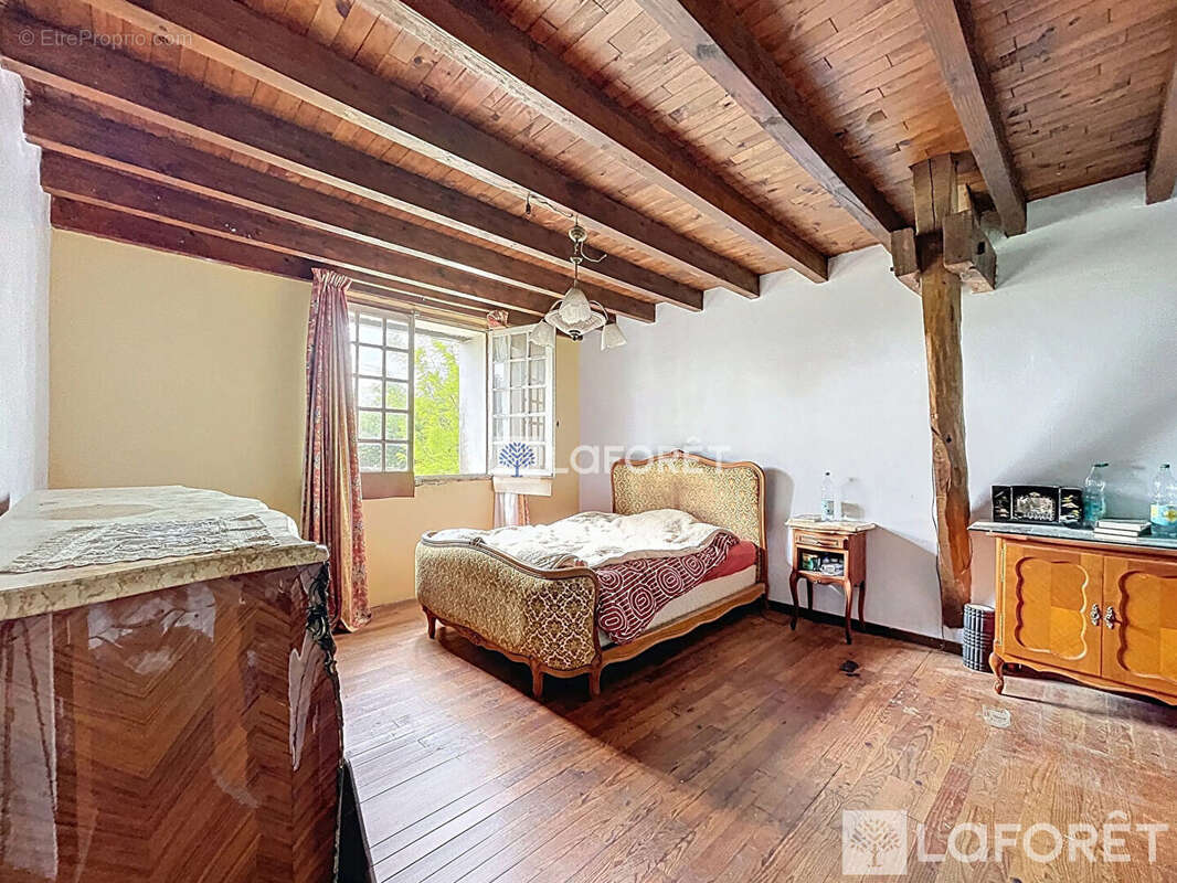 Maison à SAINTE-ANNE-SUR-GERVONDE