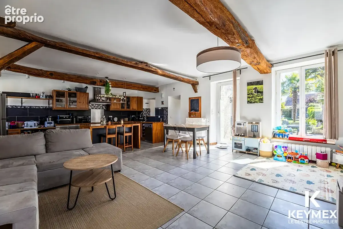 Maison familiale de caractère à vendre à Neuilly-en-Thelle - 6 pièces - 4 chambres - photo 2