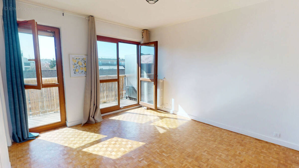 Appartement à VILLEMOMBLE