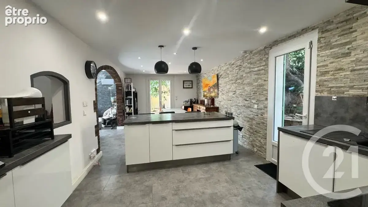 Maison 5 pièces 117 m² à vendre à La Garde (83130) - photo 5