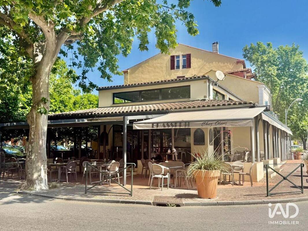 Photo 1 - Commerce à LE CANNET-DES-MAURES