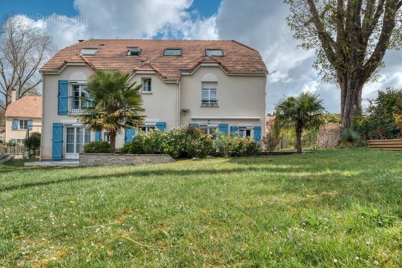 Maison à JOUARS-PONTCHARTRAIN
