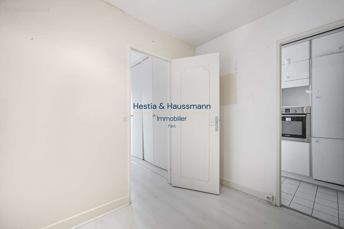 Appartement à PARIS-15E