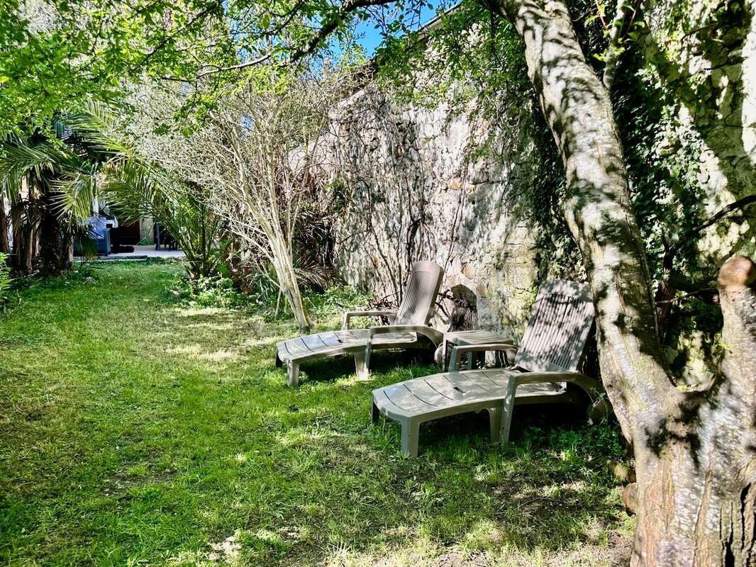Maison de famille 136 m2 sur Jardin paysager 301 m2 - photo 28