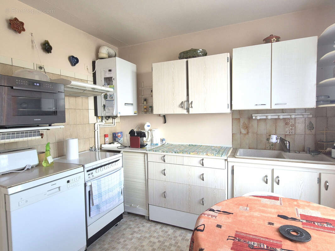 Maison à VERT-SAINT-DENIS