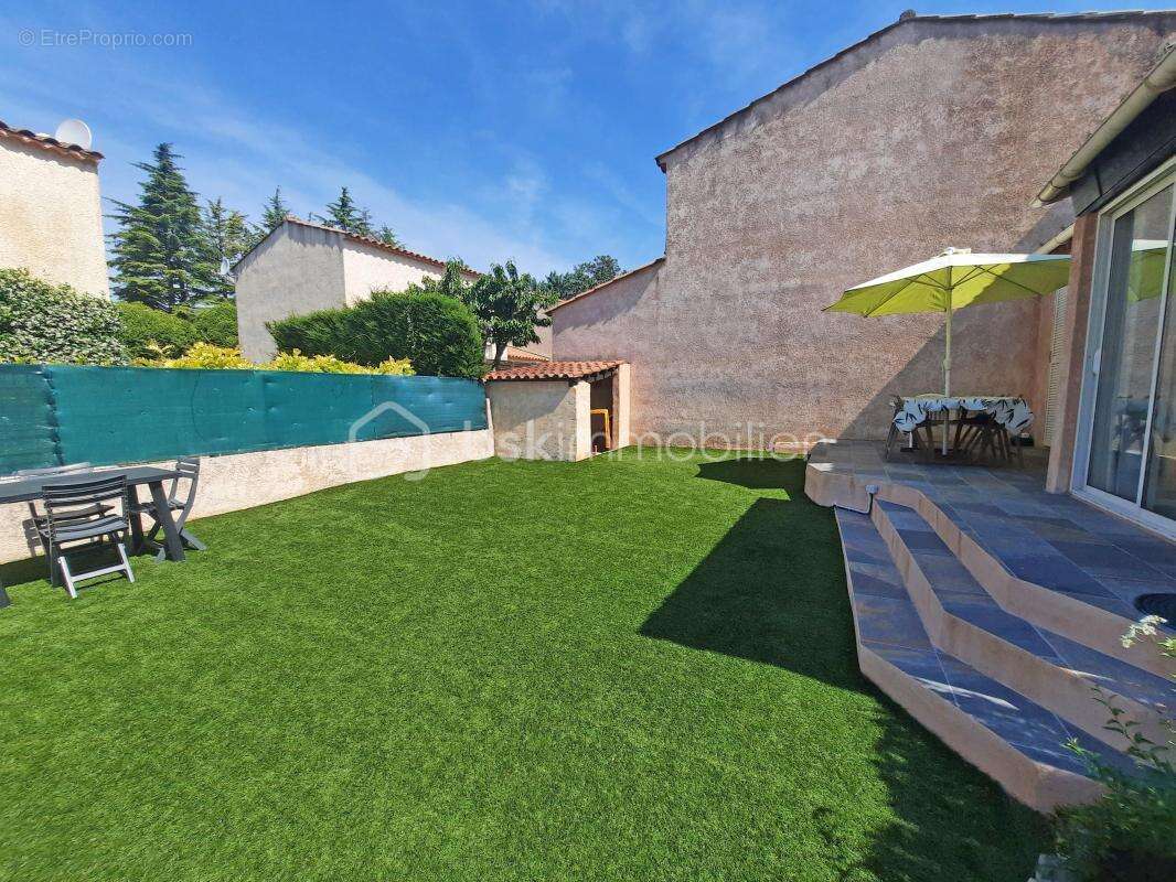 Maison à FAYENCE