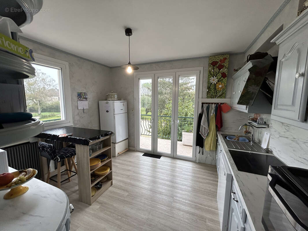 Maison à VERDUN-SUR-LE-DOUBS