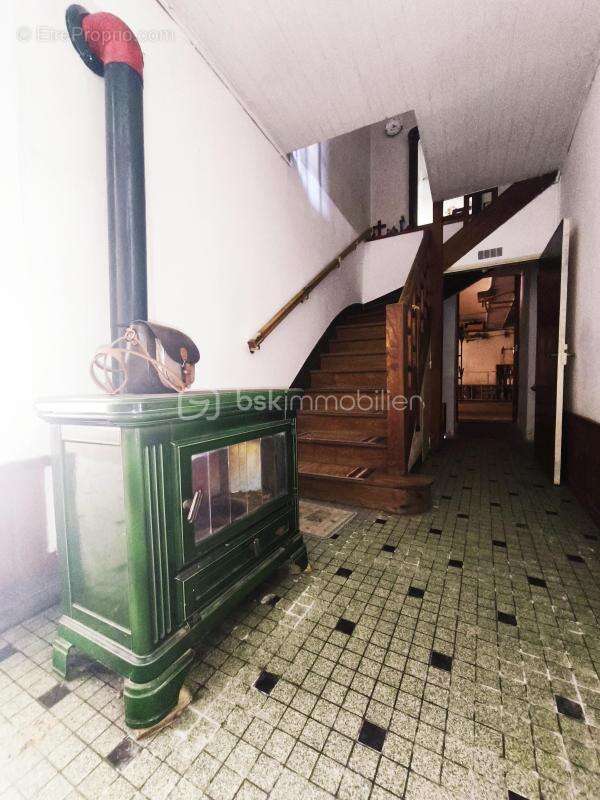 Maison à VIC-FEZENSAC