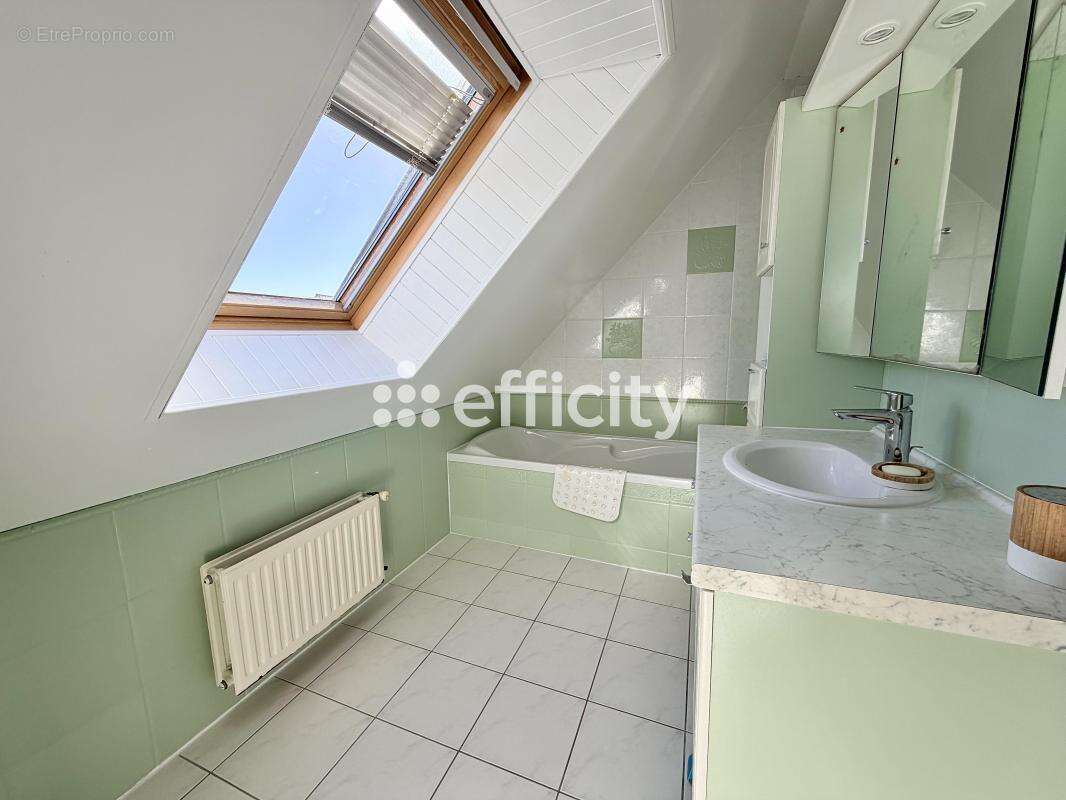 Maison à CHATEAUGIRON