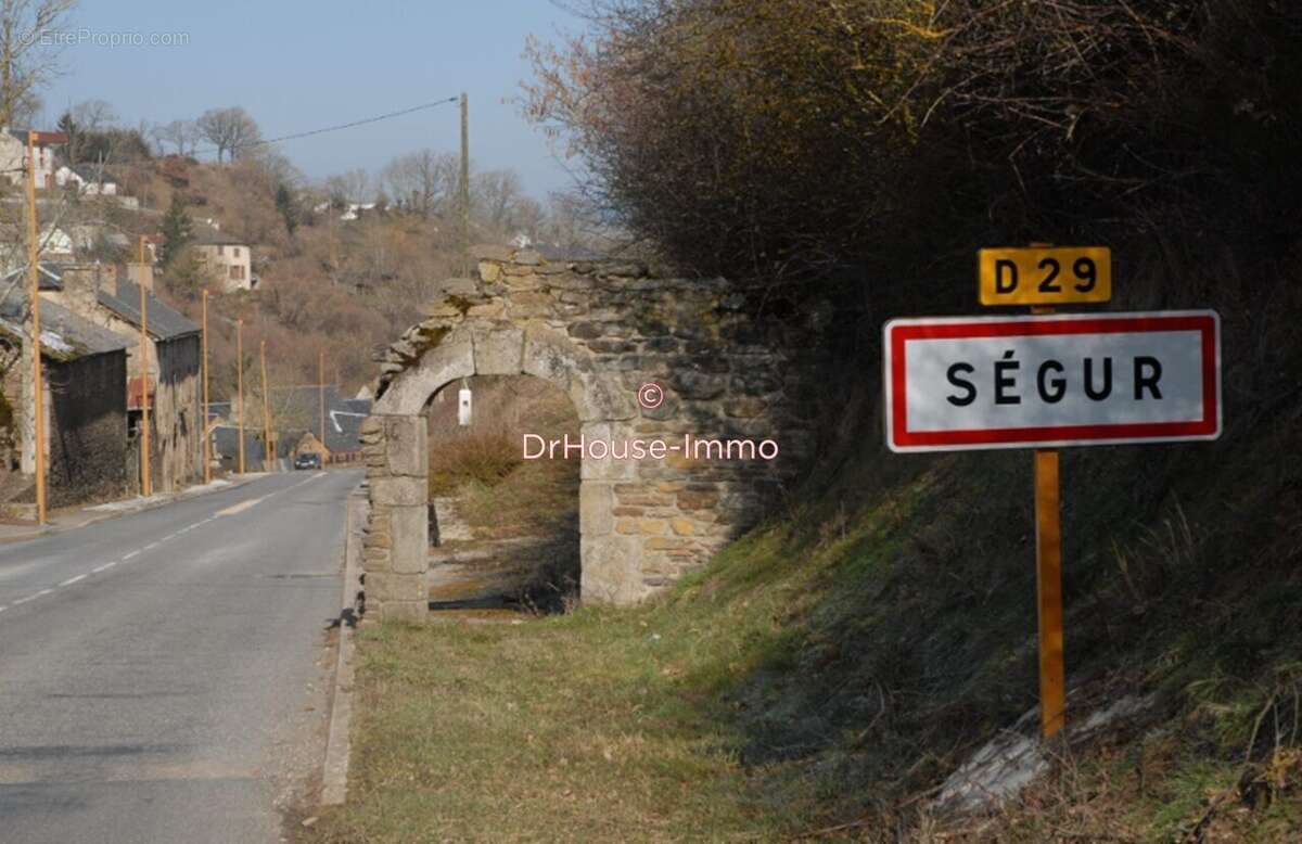 Terrain à SEGUR