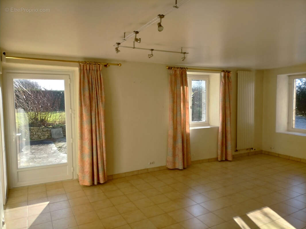 Maison à PLESSIX-BALISSON