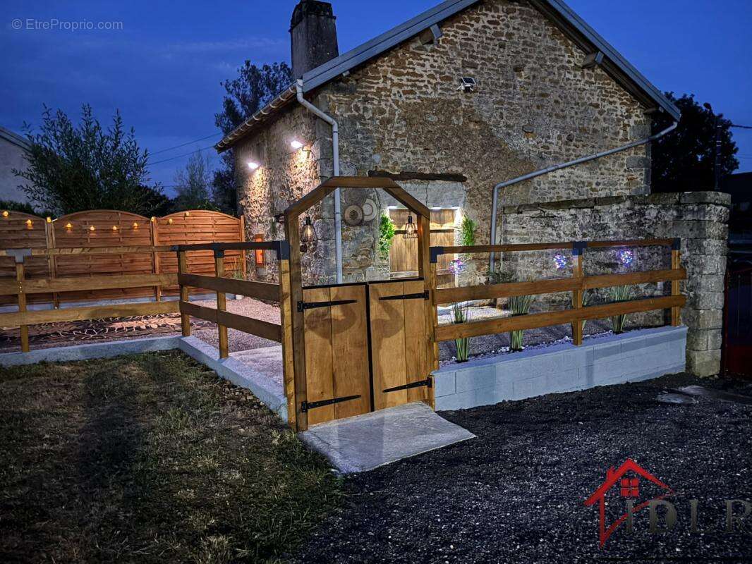 Magnifique corps de ferme avec annexes - photo 6