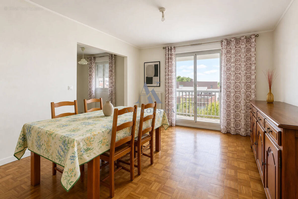 Appartement à LYON-7E