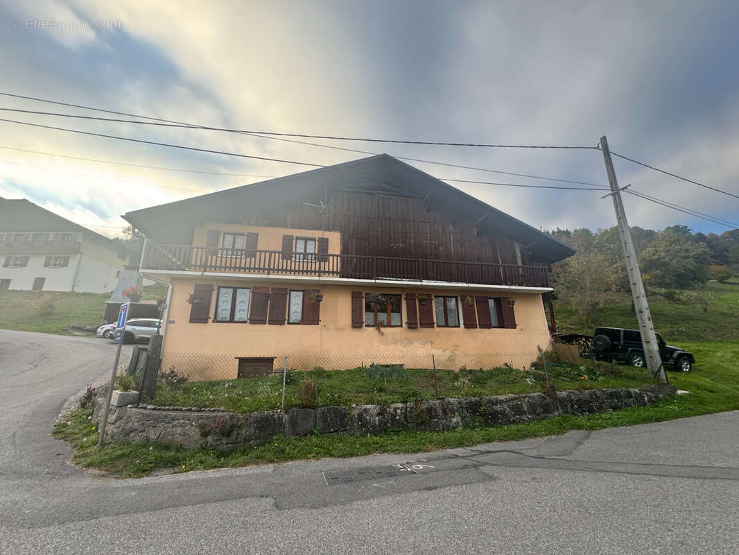 Maison à SALLANCHES