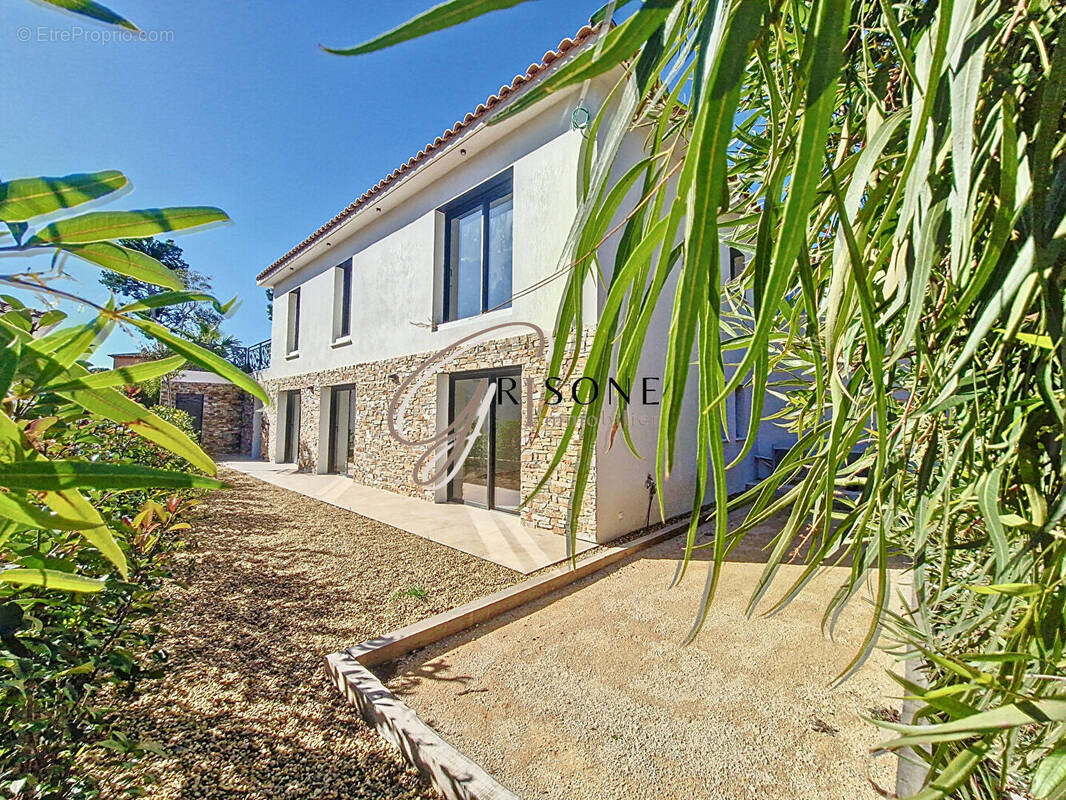 Maison à SANARY-SUR-MER