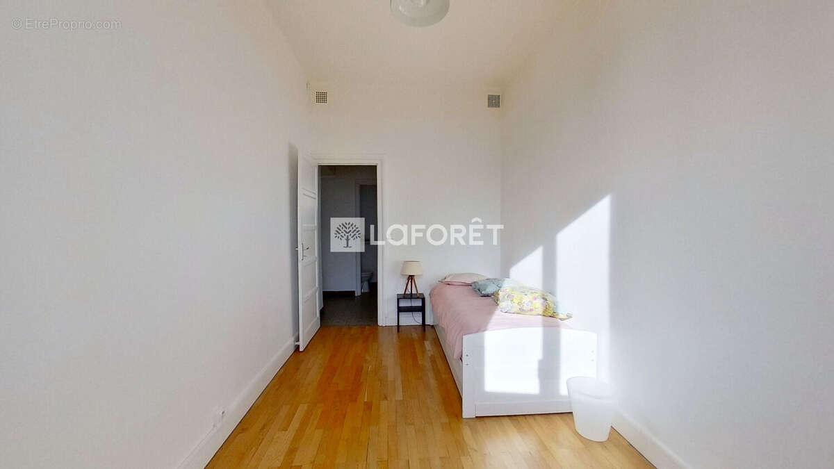 Appartement à LYON-8E