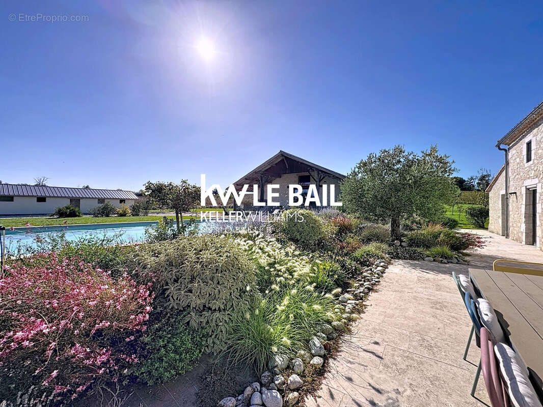 Maison à CASTILLONNES