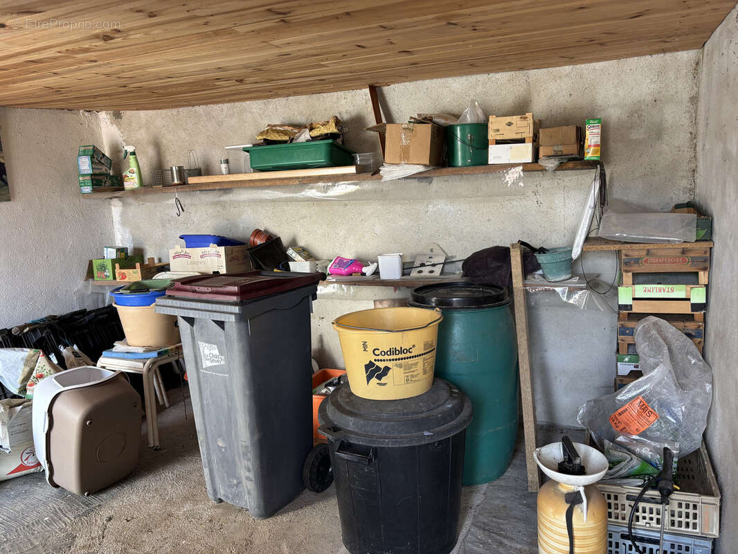 Maison à VICQ-EXEMPLET