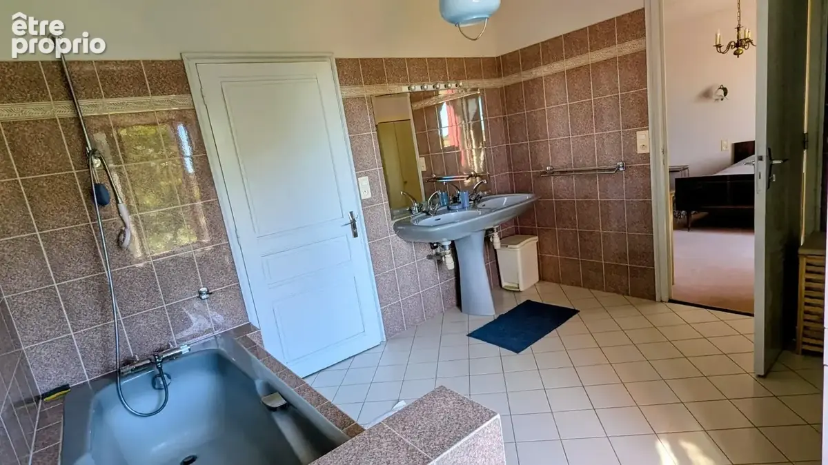 Grande maison  F7  en pierres  163 M² - SAINT GEORGES DE GREHAIGNE -  (35610) - photo 19