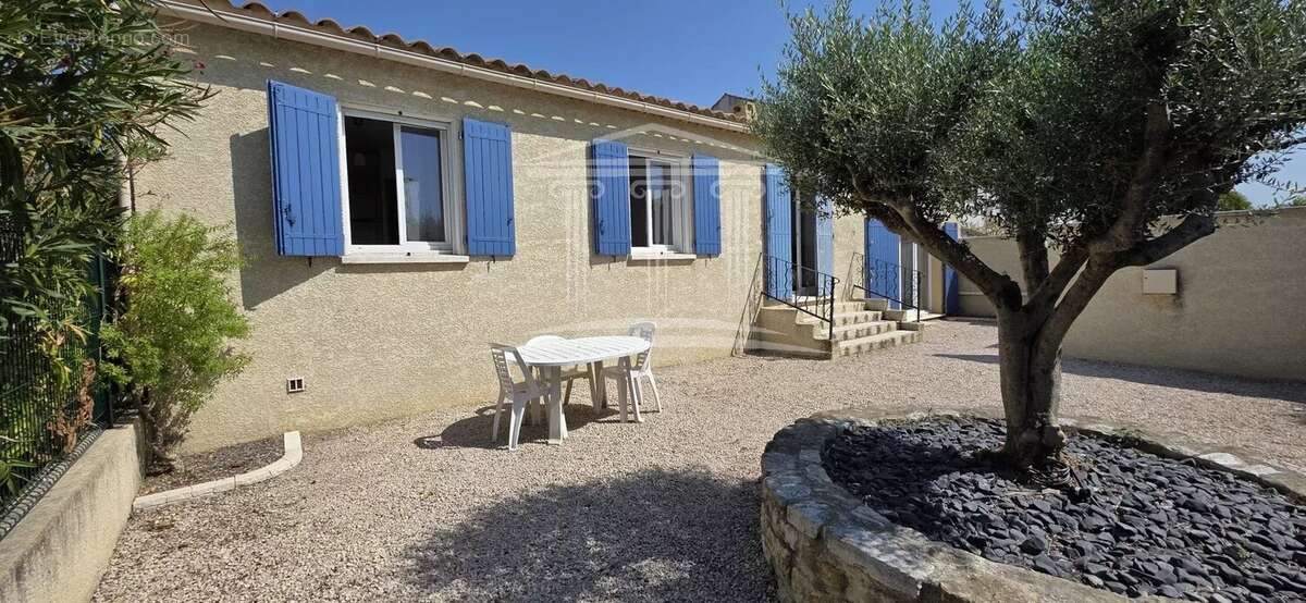 Maison à SORGUES
