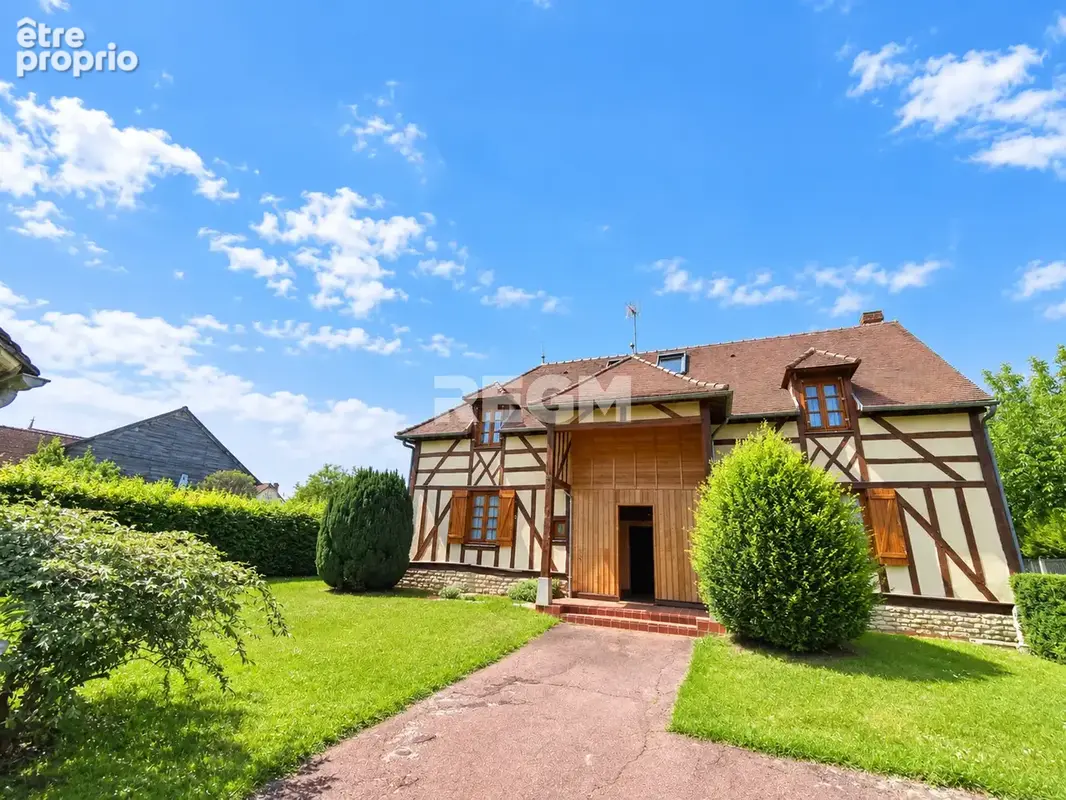 Photo Maison à Saint-Andre-Les-Vergers au prix de 295 000€