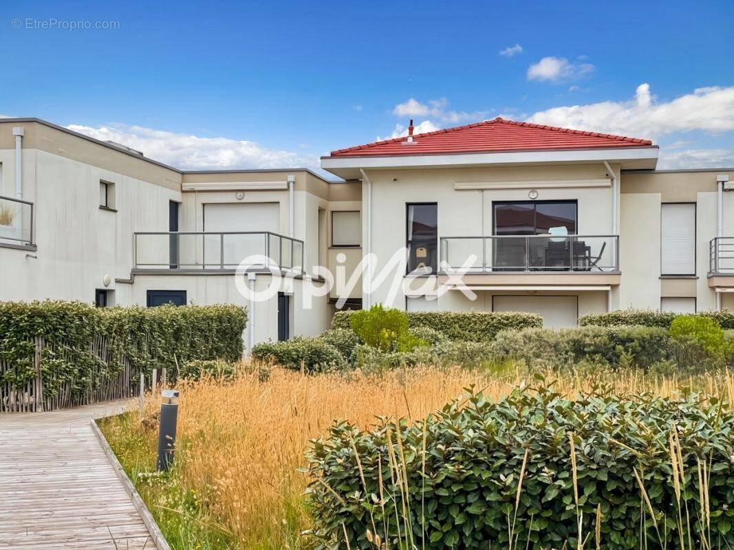 Appartement à NESLES