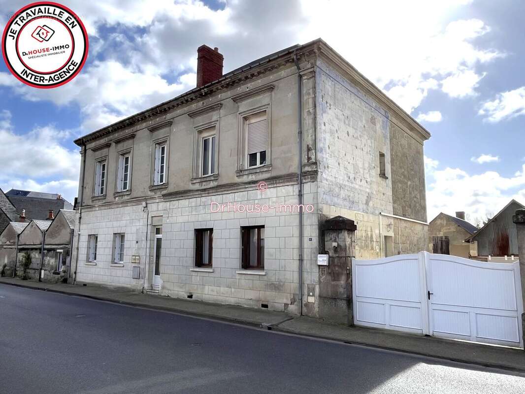 Maison à CINQ-MARS-LA-PILE