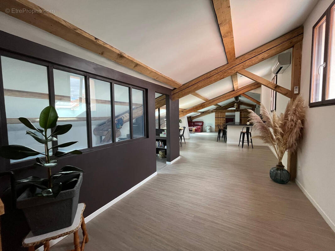 Appartement à BEZIERS