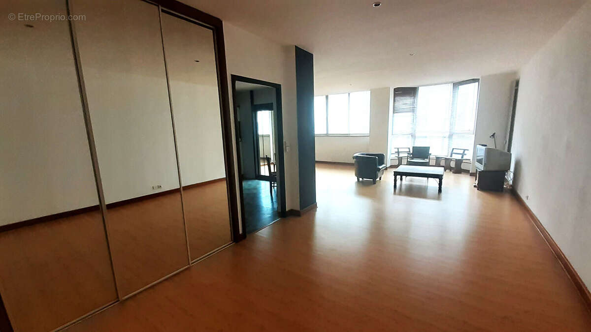 Brest secteur Siam T5 duplex 153 m² ? Immeuble Art Déco - photo 5
