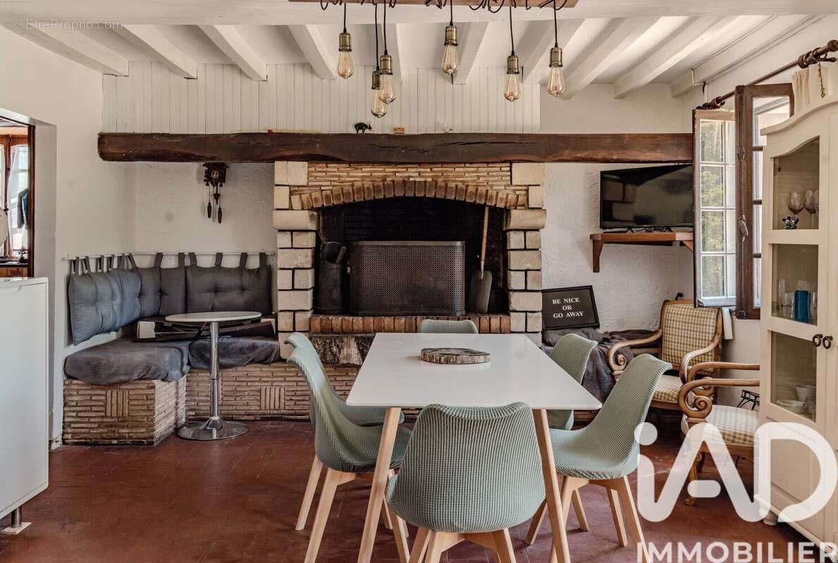 Maison 160 m² à Autheuil-Authouillet  - photo 3