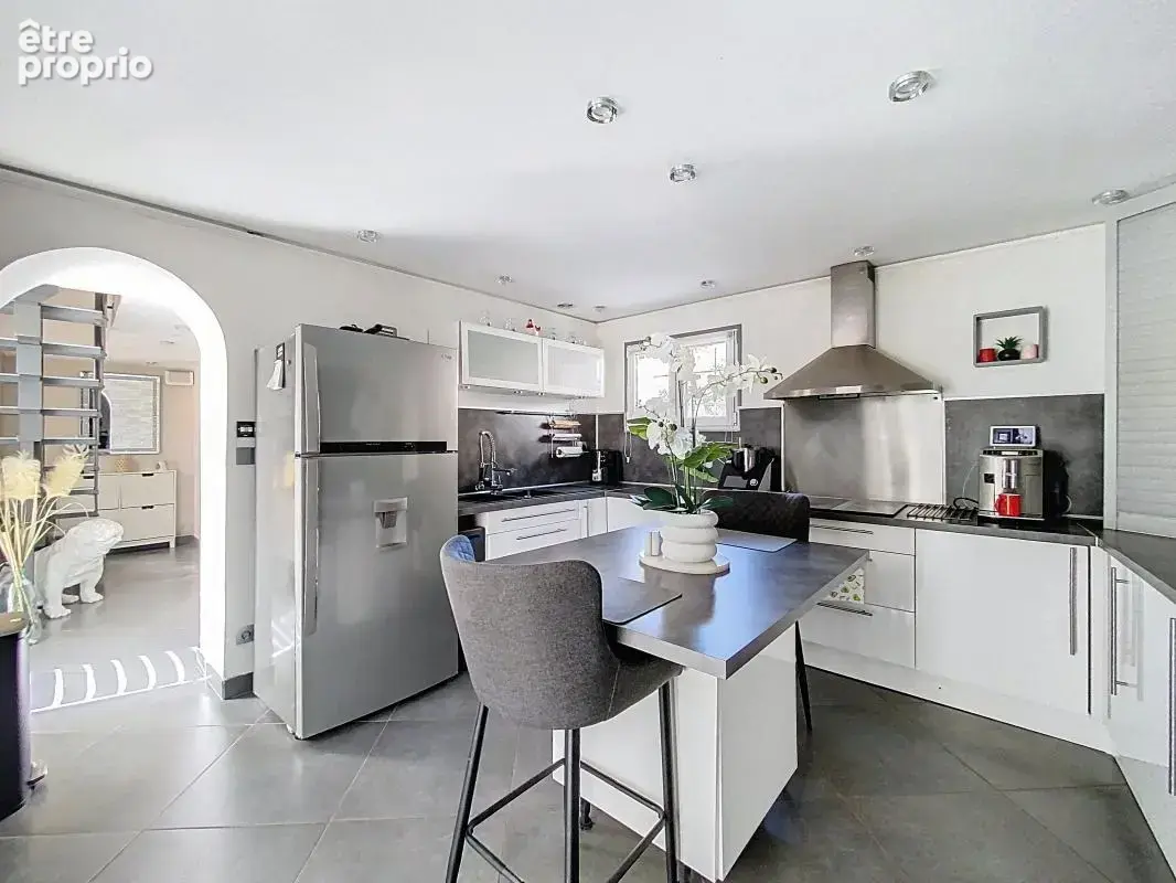 Maison - 3 Chambres - Dont 1 Suite parentale - Buanderie - Terrasse - Jardin - SPA - photo 18
