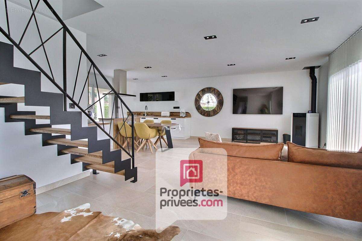 Maison à SAINT-GERMAIN-DES-PRES