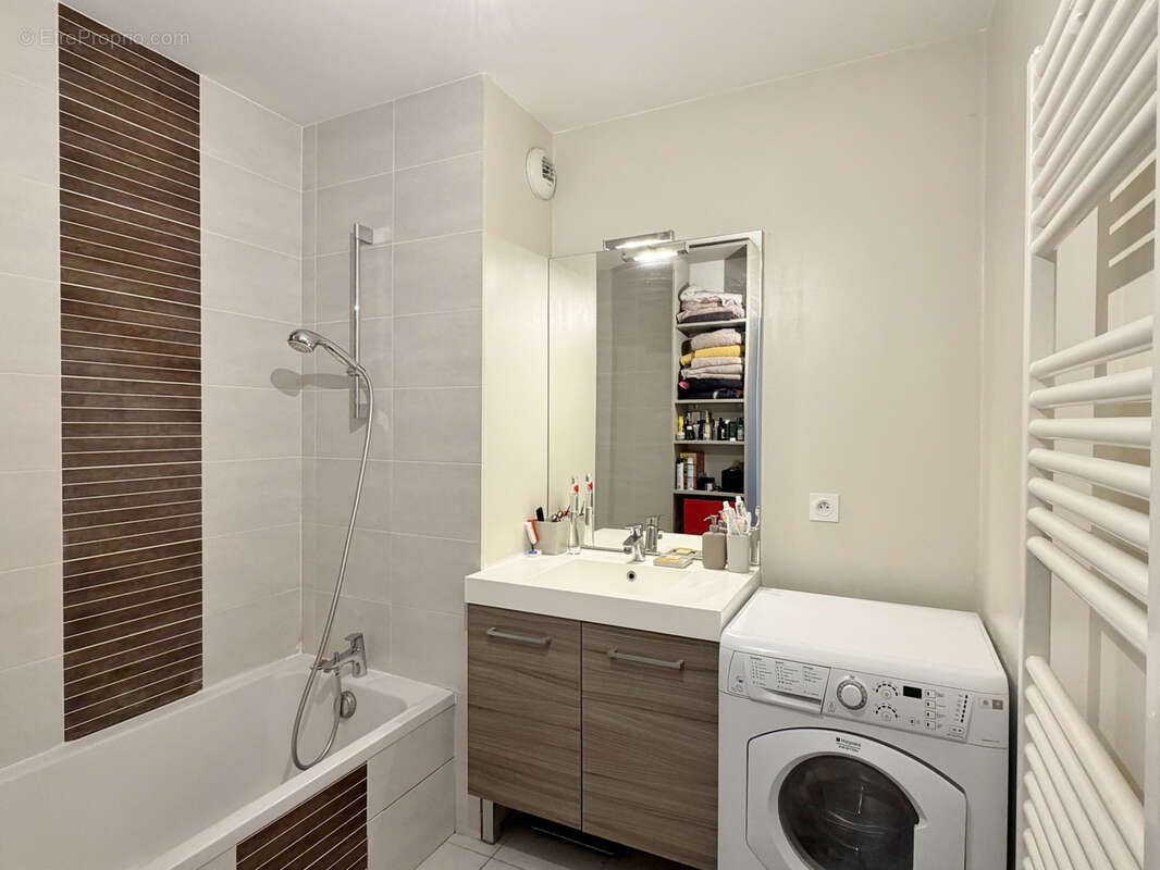 Appartement à CRAPONNE