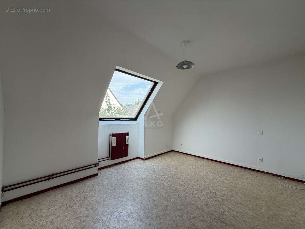Maison 6 pièces à Beauvais  3 chambres, bureau, garage et jardin clos - photo 9