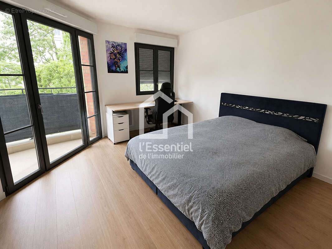 Appartement à VERNEUIL-SUR-SEINE