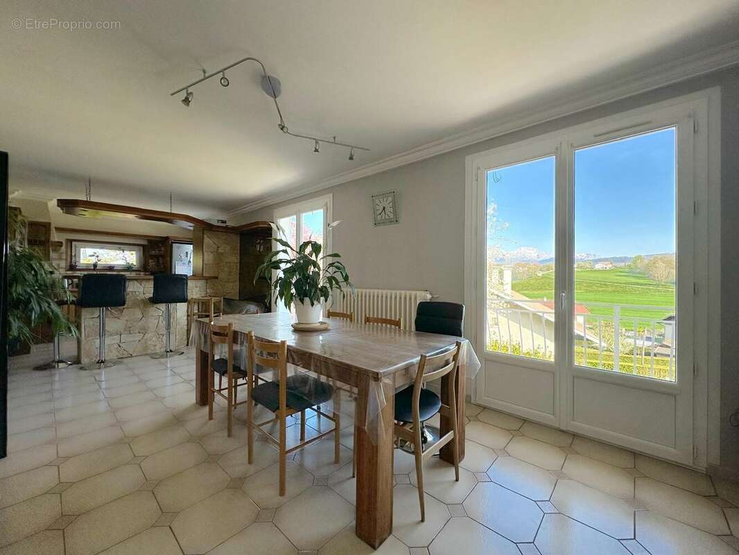 Appartement 127 m² à Poisy  - photo 4
