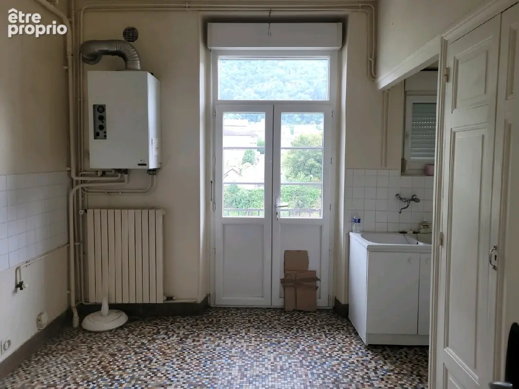Appartement 18 pièces 452 m² à vendre à Bort-Les-Orgues (19110) - photo 3