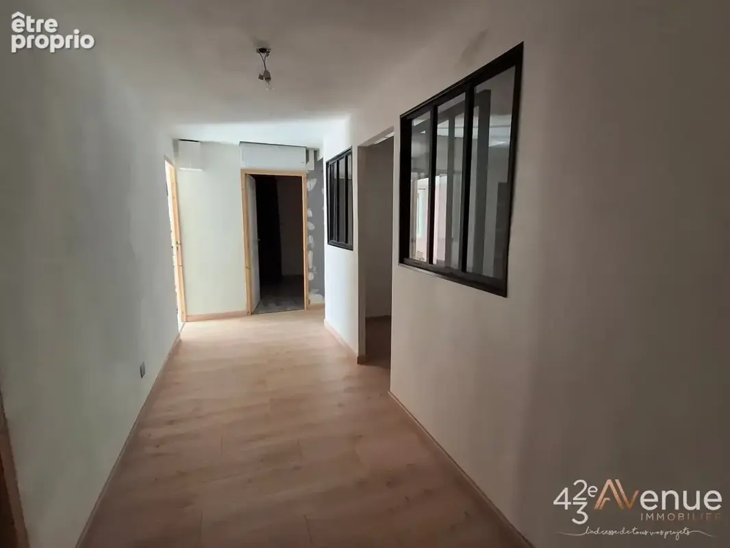 Maison 6 pièces 140 m² à vendre à Savigneux (42600) - photo 6