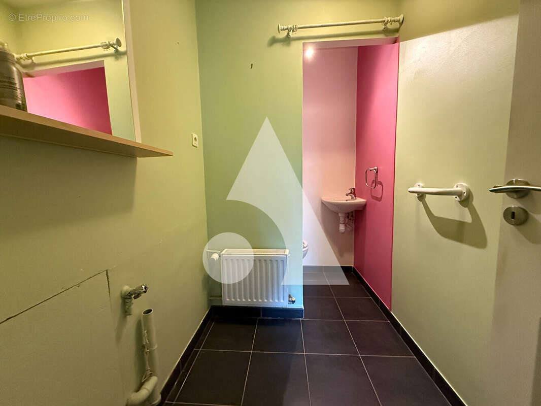 Maison à SAINT-SEBASTIEN-DE-MORSENT