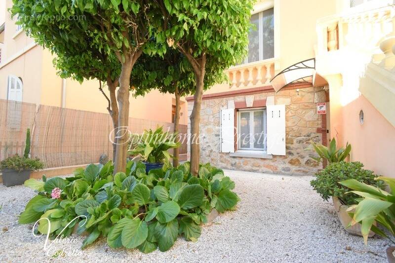 Maison à HYERES