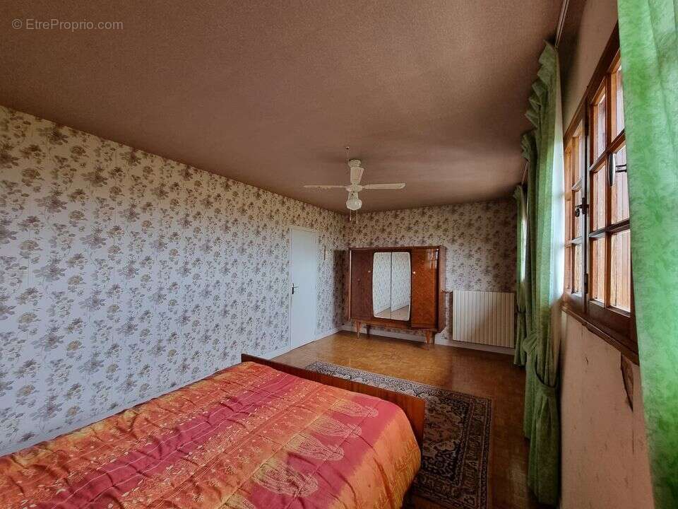 Maison à COURTACON